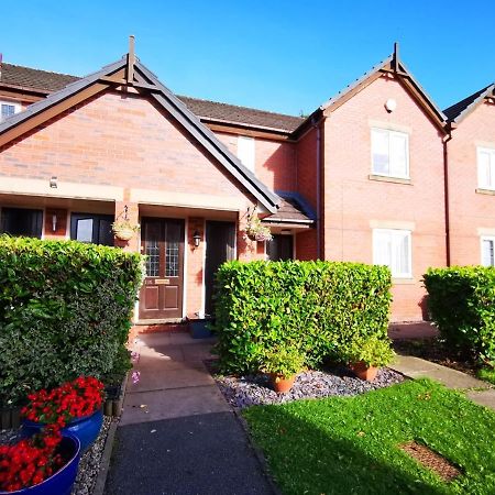 The Roman Retreat Apartment Chester Exterior photo